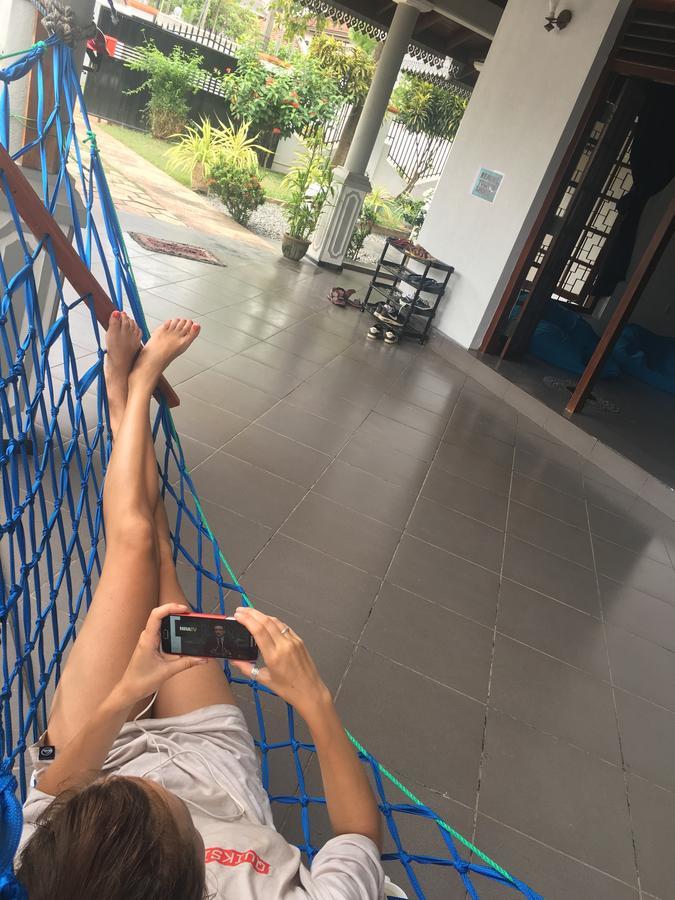 Trip "N" Chill Hostels Colombo Airport Katunayaka Ngoại thất bức ảnh