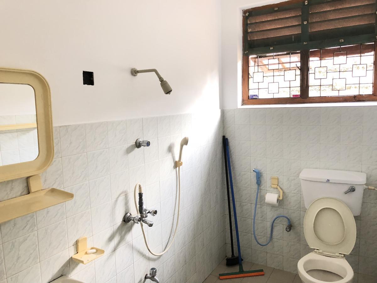 Trip "N" Chill Hostels Colombo Airport Katunayaka Ngoại thất bức ảnh